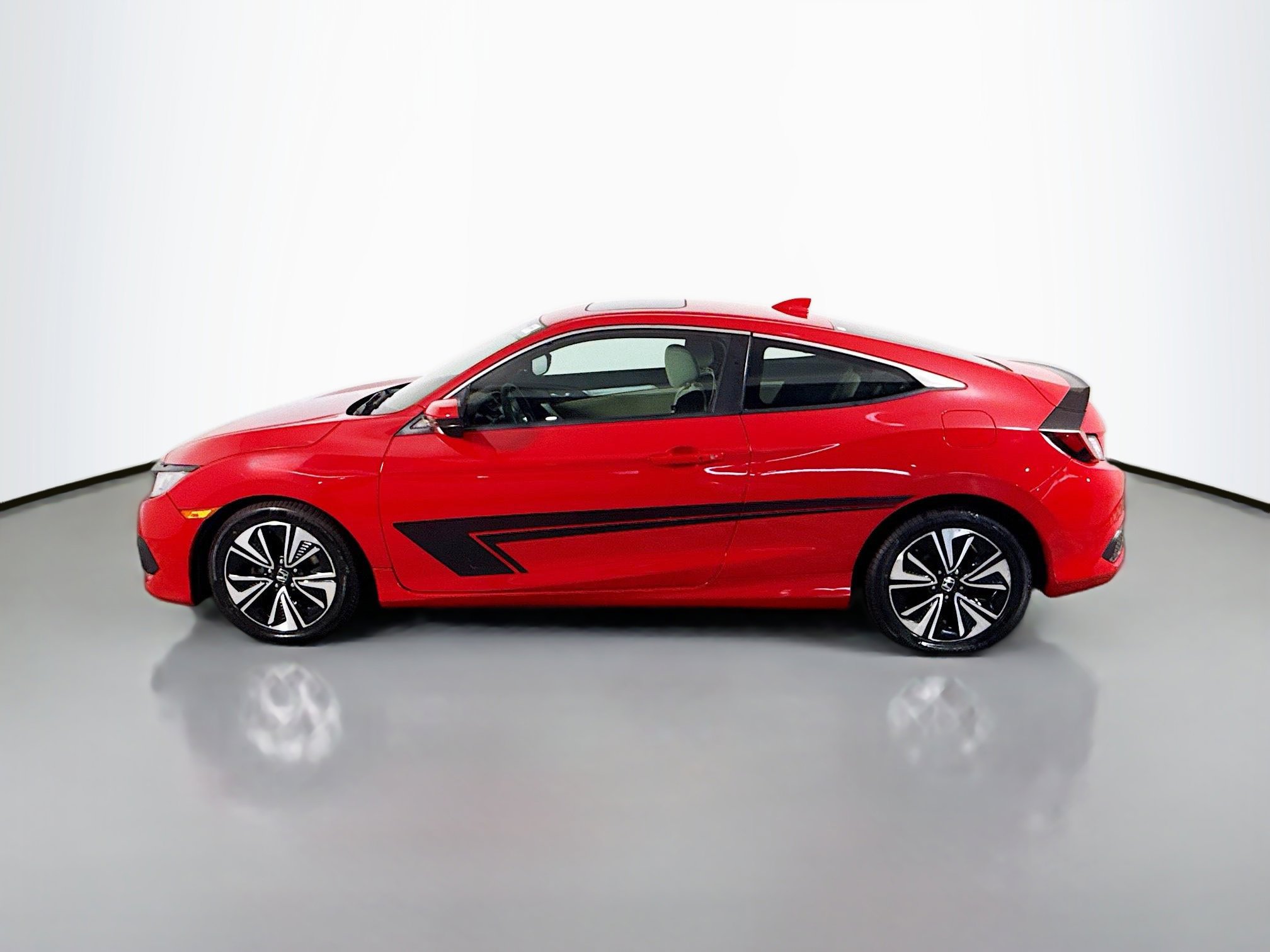 Used 2016 Honda Civic EX-T image 6