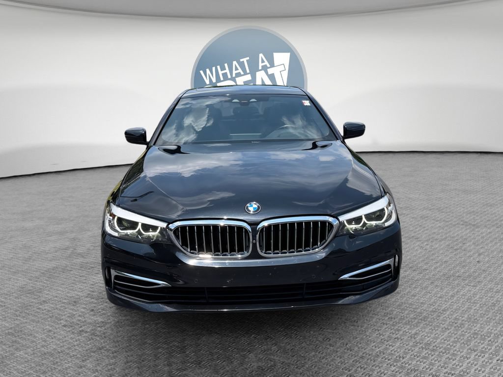 Used 2020 BMW 530i xDrive w/ Premium Package AWD/4WD image 9