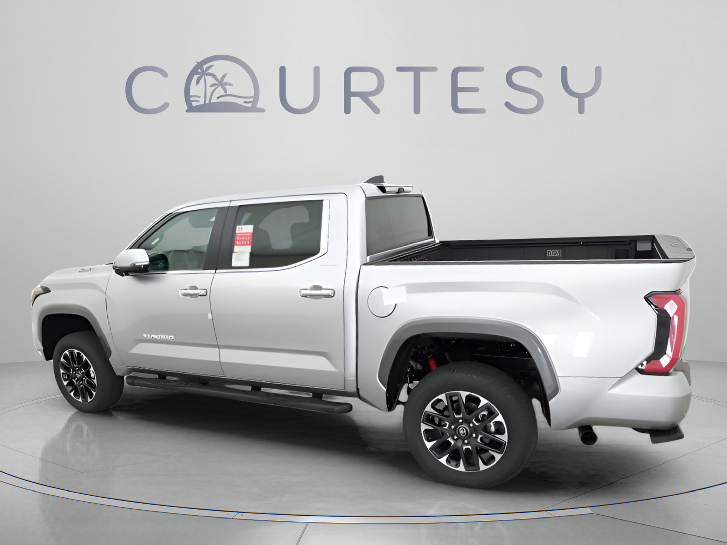 Certified 2025 Toyota Tundra Limited AWD/4WD image 6