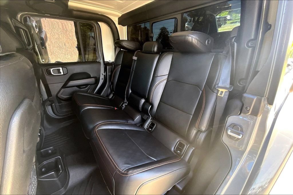 Used 2023 Jeep Gladiator Mojave w/ LED Lighting Group AWD/4WD image 20