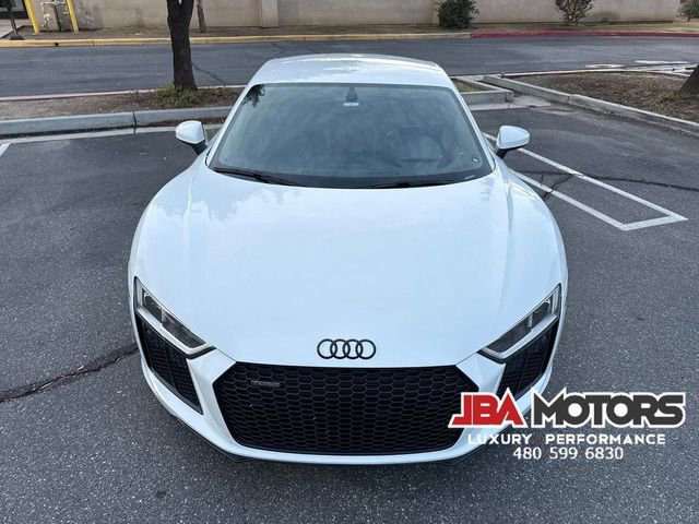 Used 2018 Audi R8 V10 w/ Carbon Exterior Package image 47