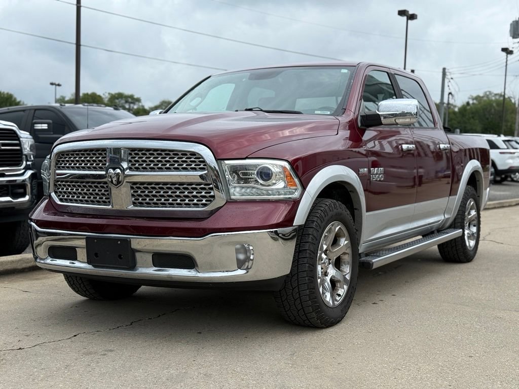 Used 2016 RAM 1500 Laramie w/ Convenience Group AWD/4WD image 2