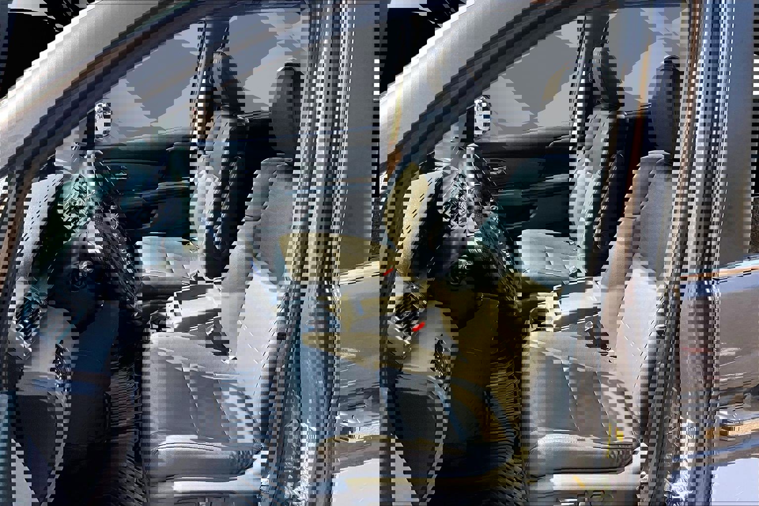 Used 2015 Honda Odyssey EX-L image 25