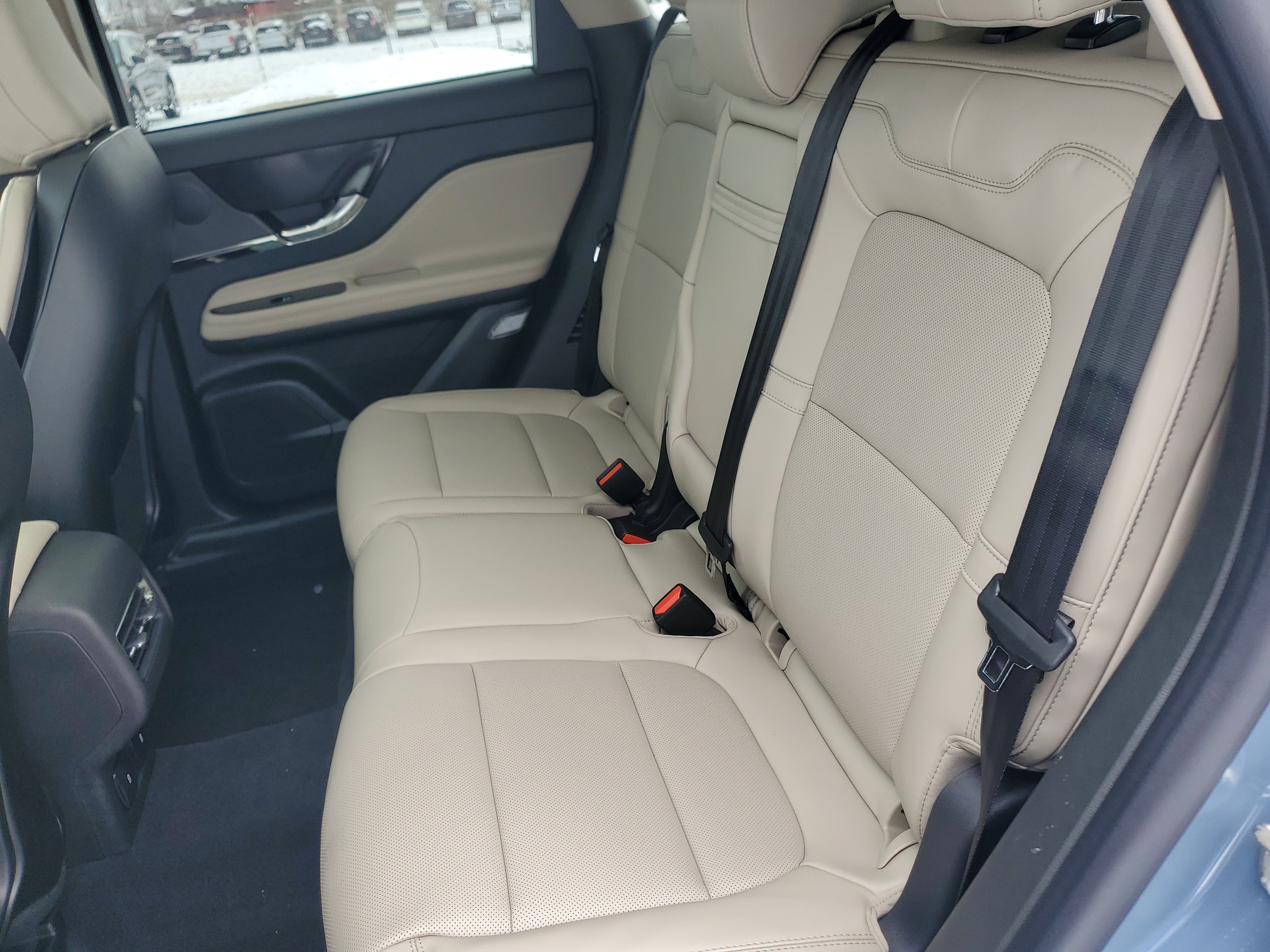 New 2026 Lincoln Corsair Premiere image 28