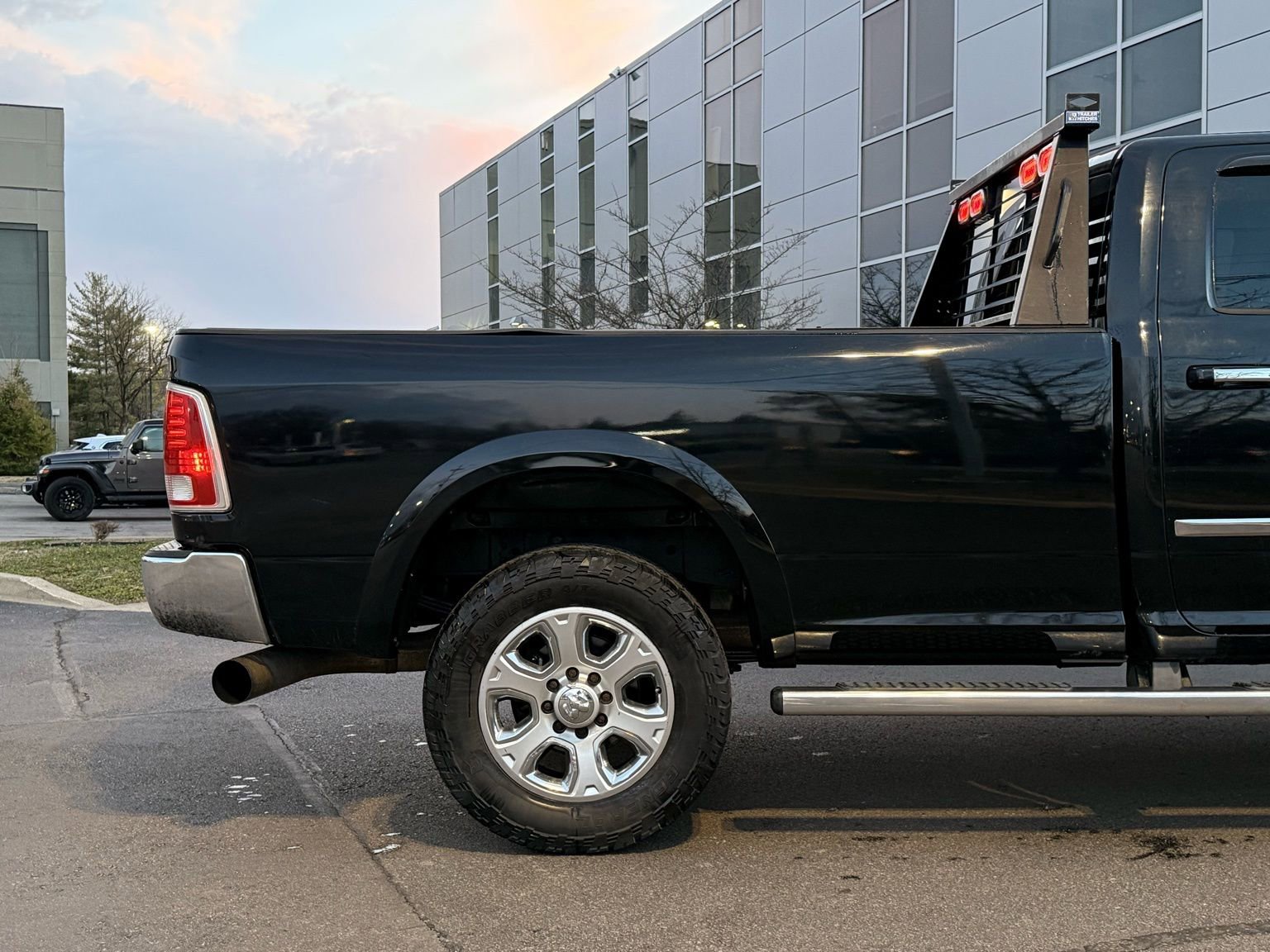 Used 2014 RAM 3500 Laramie image 10