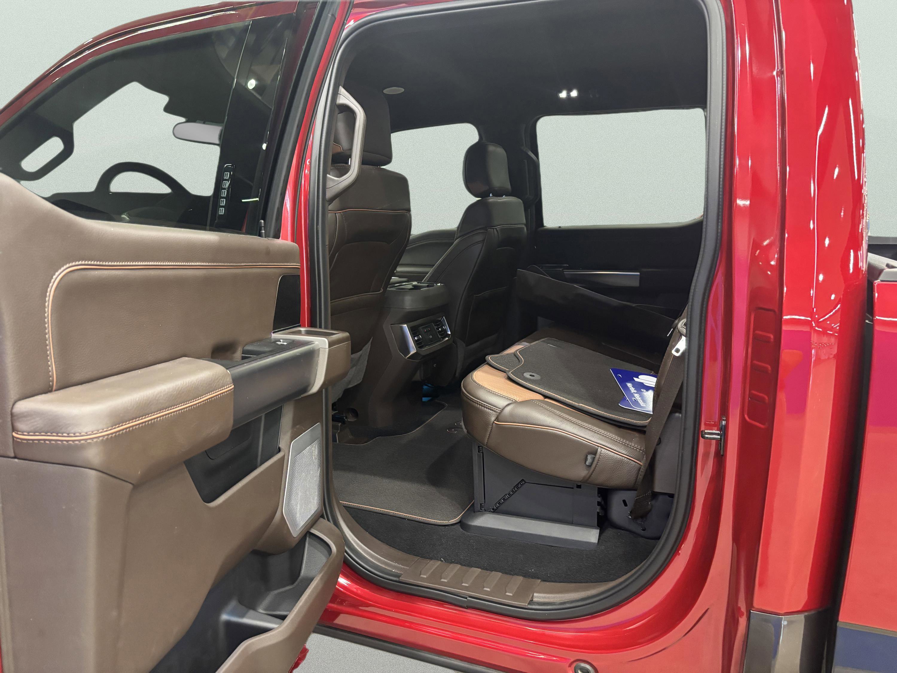 Certified 2024 Ford F350 King Ranch AWD/4WD image 14