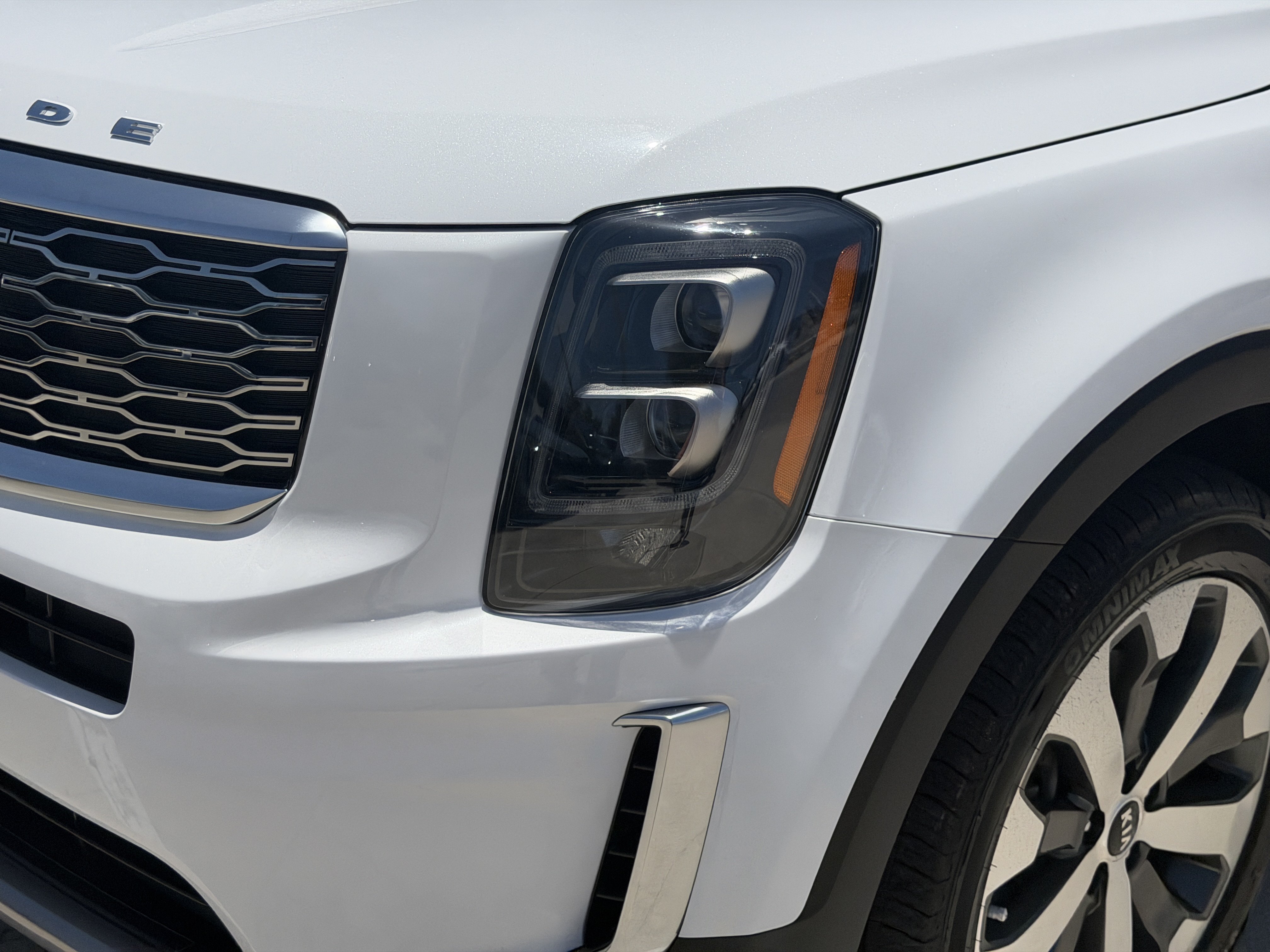 Certified 2021 Kia Telluride EX w/ EX Premium Package FWD image 9