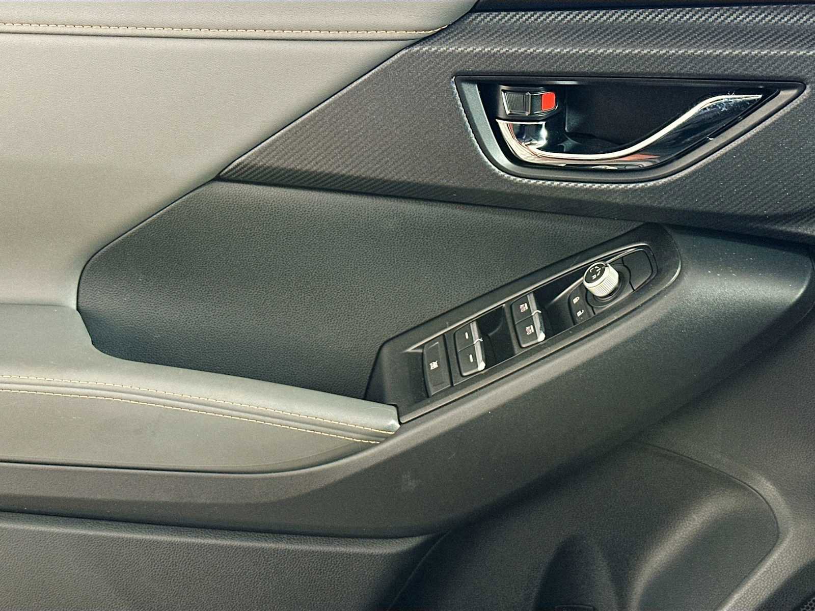 Certified 2025 Subaru Crosstrek 2.5i Limited w/ Popular Package #3A image 16