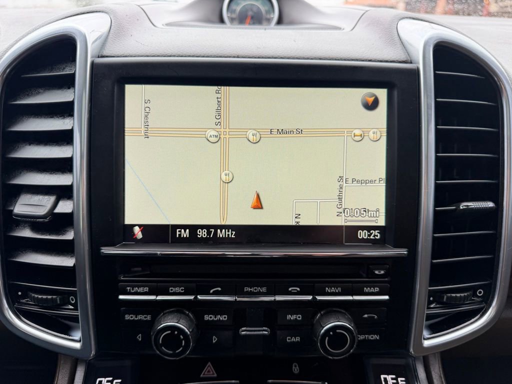 Used 2012 Porsche Cayenne Turbo image 39