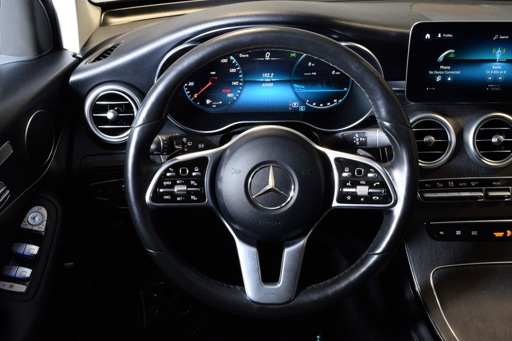 Used 2021 Mercedes-Benz GLC 300 4MATIC image 17