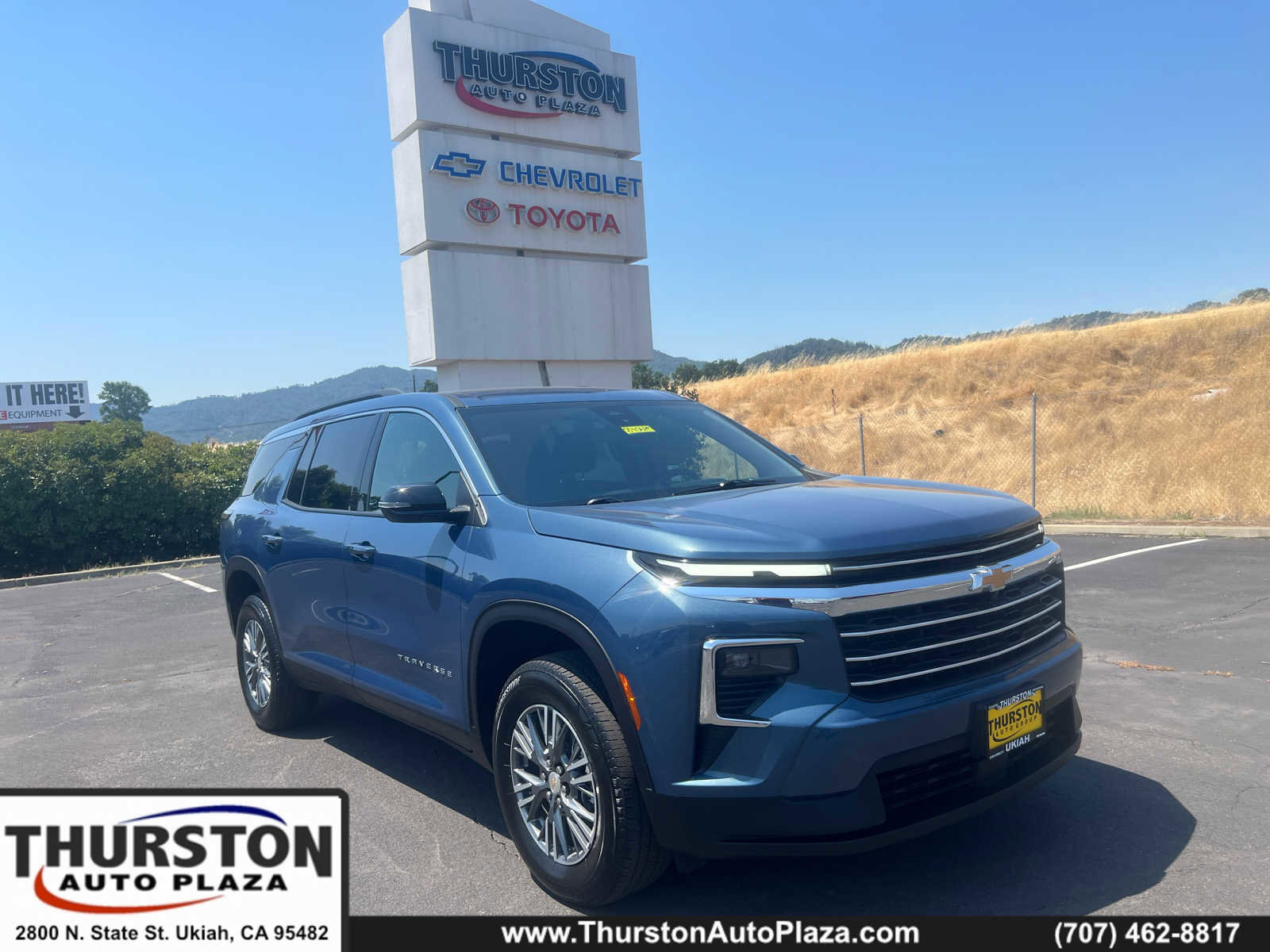 Used 2025 Chevrolet Traverse LT