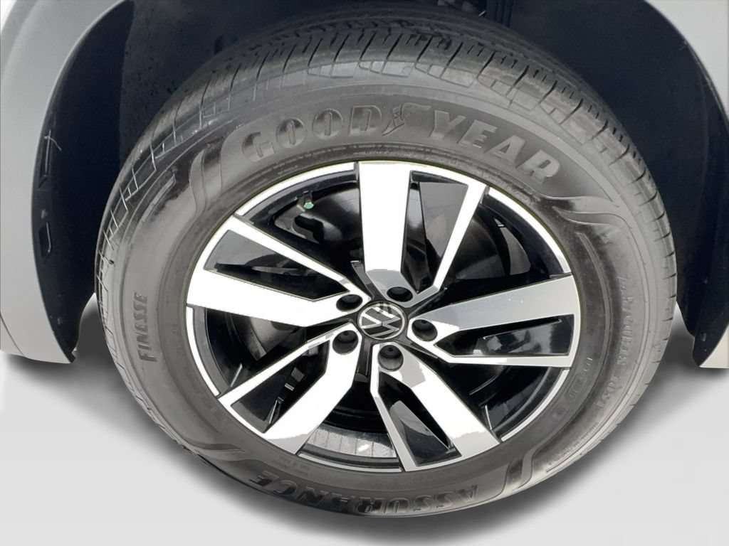 Used 2023 Volkswagen Atlas SE FWD image 13