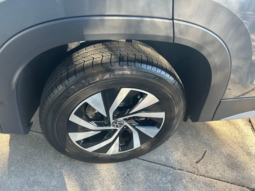 New 2026 Volkswagen Tiguan S image 18