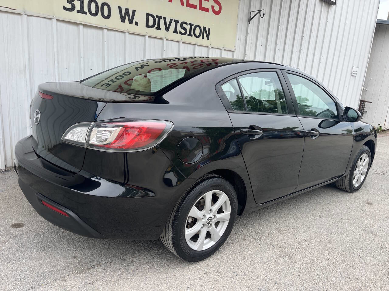 Used 2010 MAZDA MAZDA3 i Touring image 3
