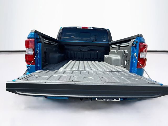 Used 2025 Ford Maverick Lobo AWD/4WD image 30