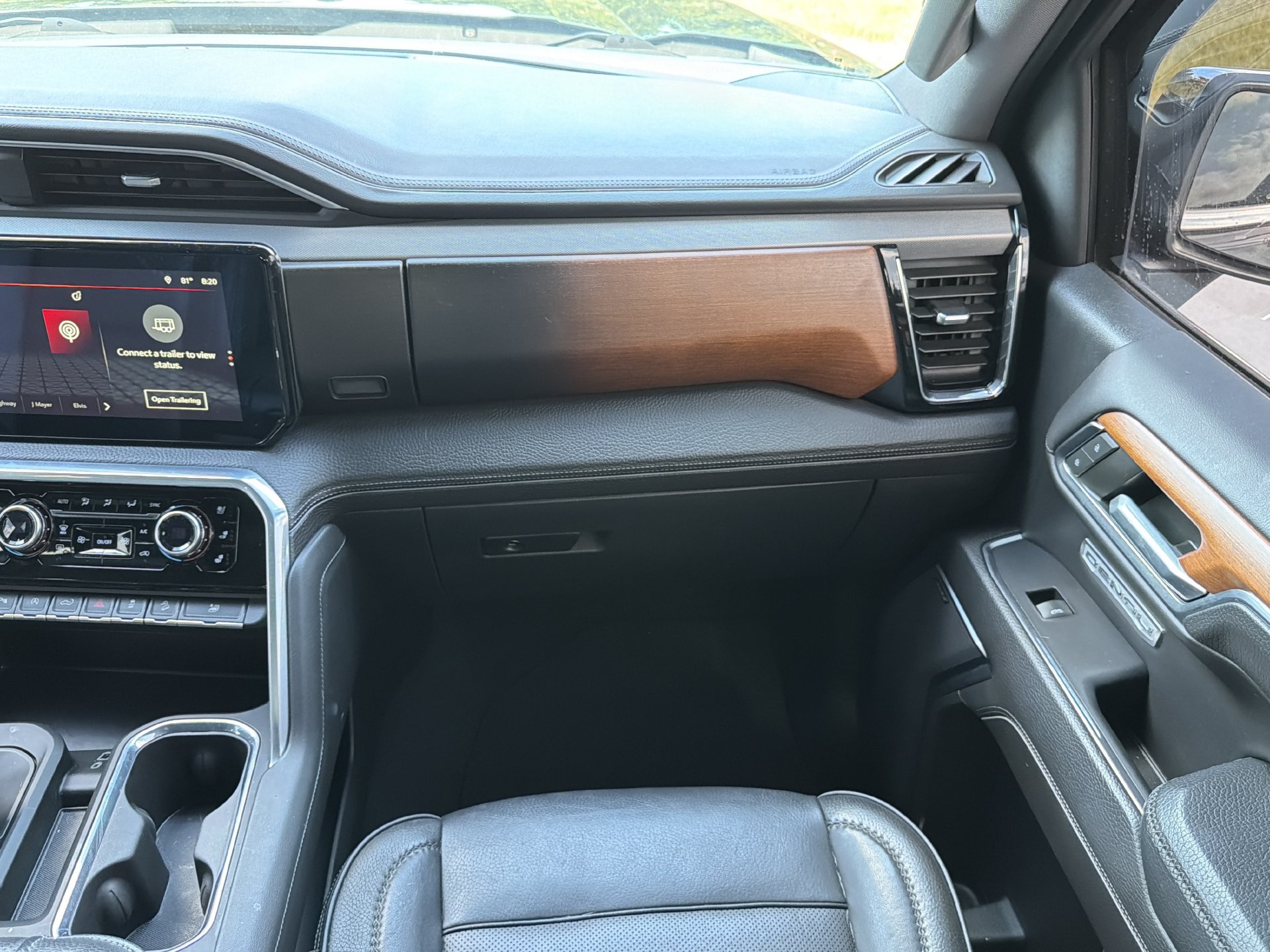 Used 2022 GMC Sierra 1500 Denali AWD/4WD image 16