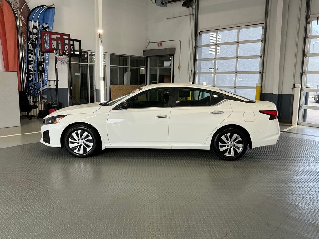 Used 2025 Nissan Altima 2.5 S FWD image 20