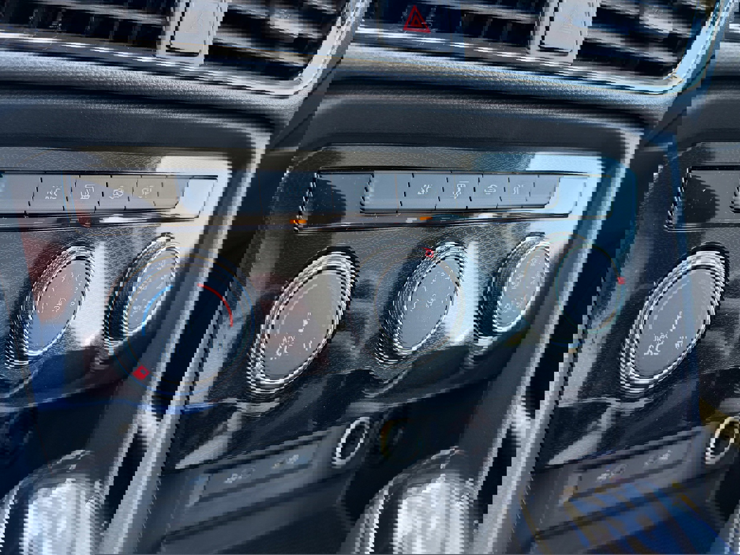 New 2026 Volkswagen Taos S image 20