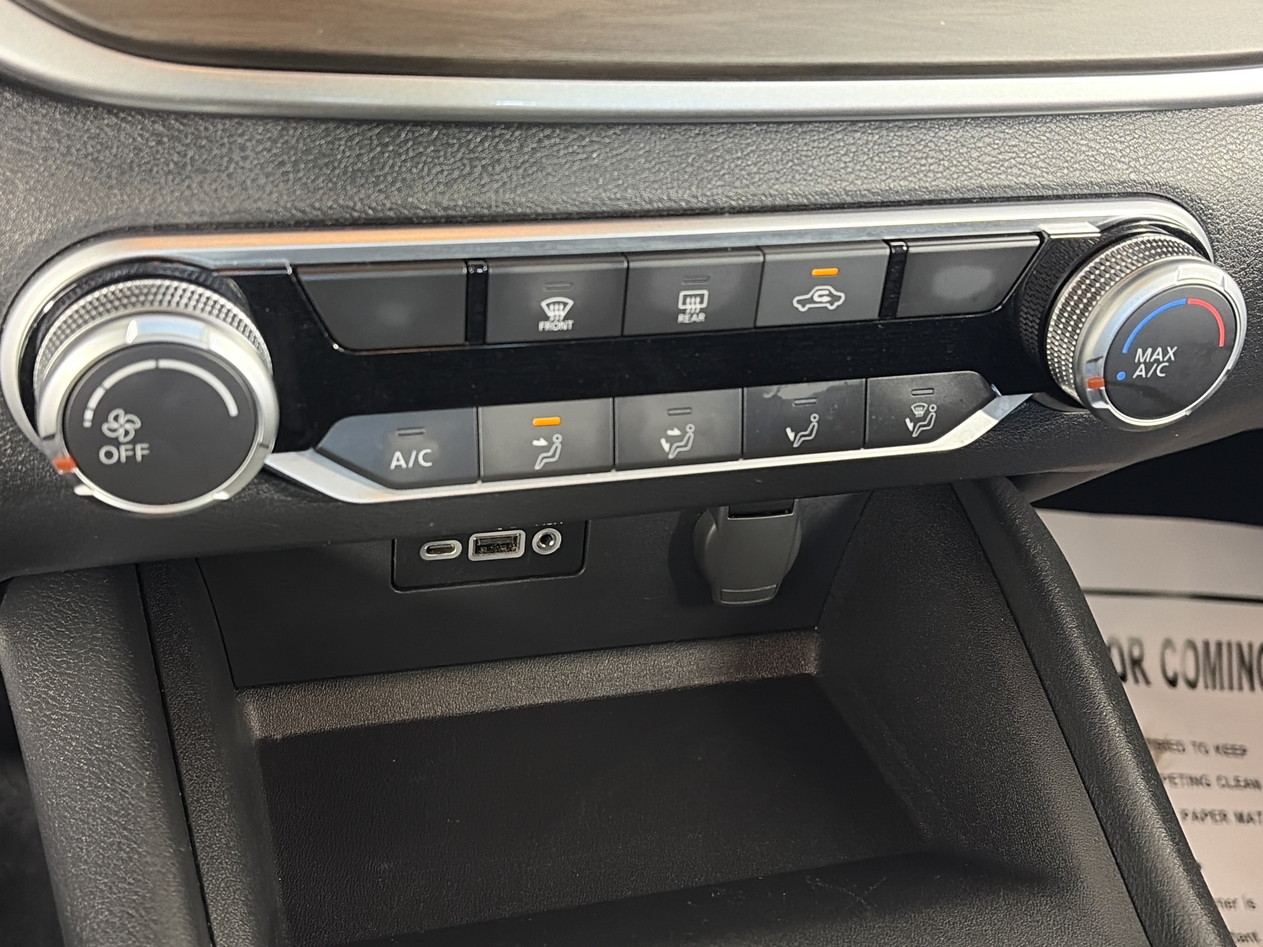 Used 2025 Nissan Altima 2.5 SV AWD/4WD image 20