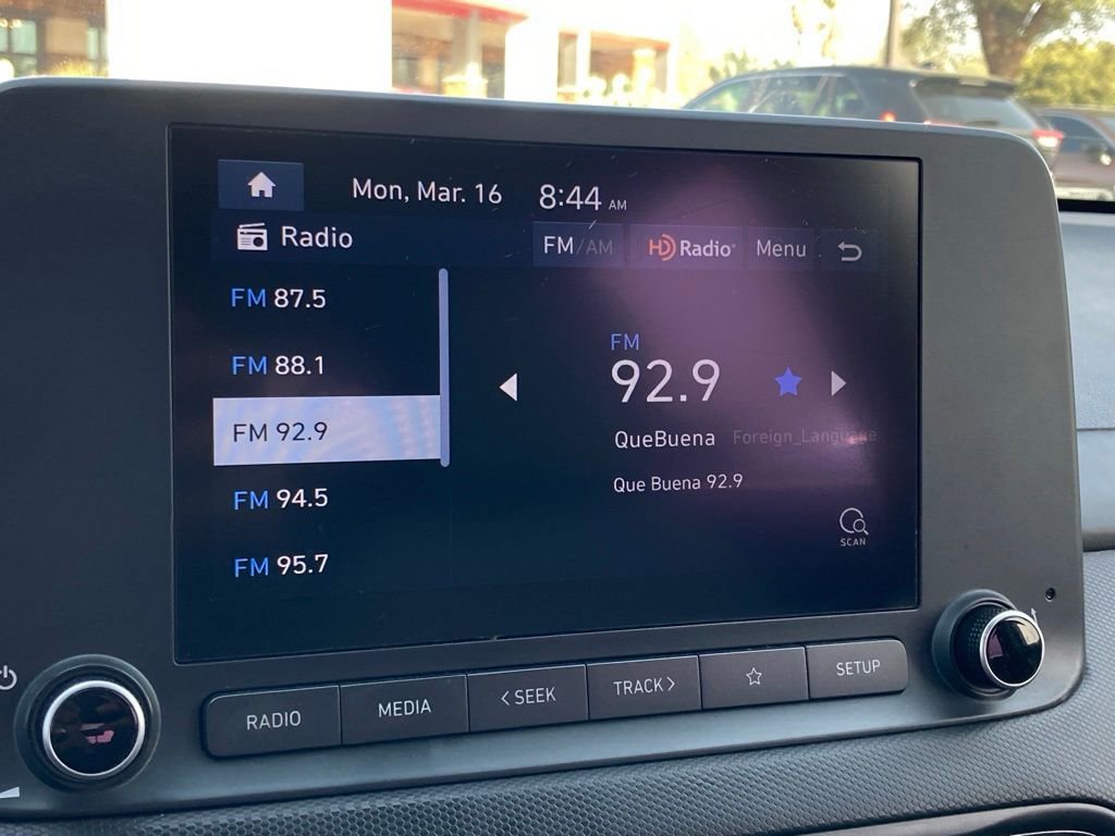 Used 2022 Hyundai Kona SE w/ Cargo Package image 18