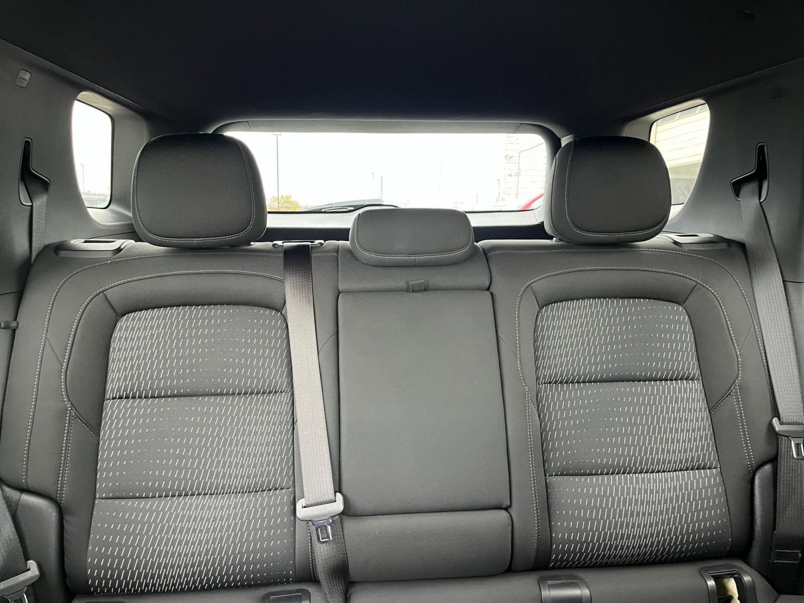 Used 2025 Chevrolet Equinox LT image 37