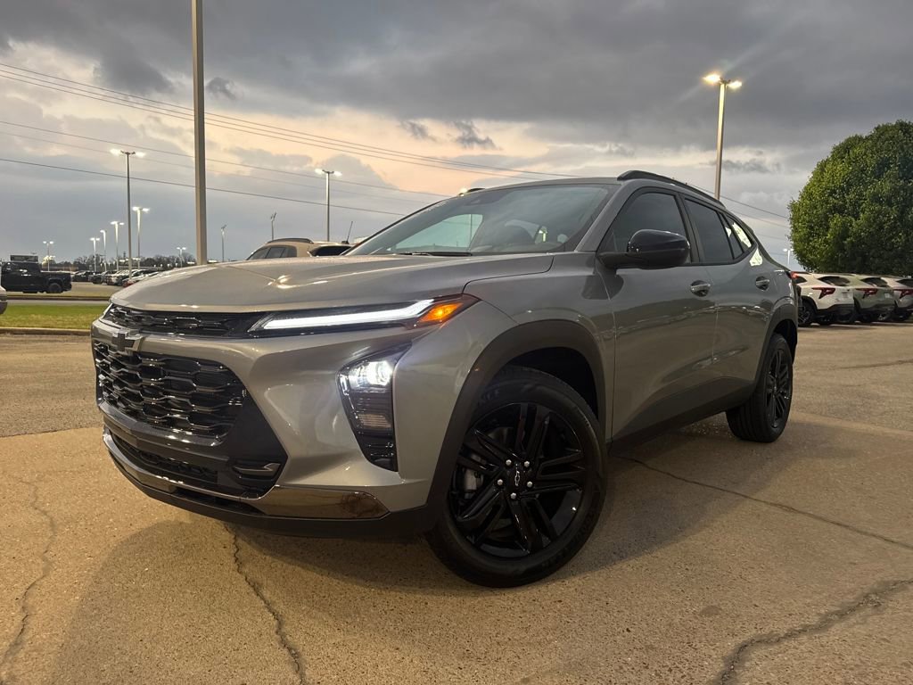 New 2026 Chevrolet Trax ACTIV image 1