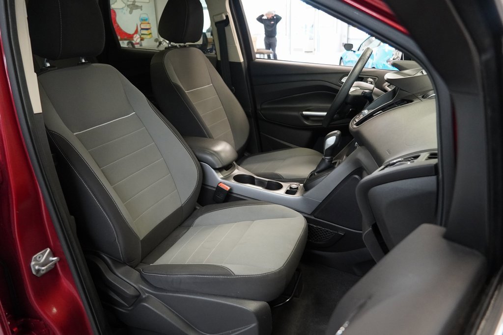 Used 2014 Ford Escape SE w/ Equipment Group 201A image 30