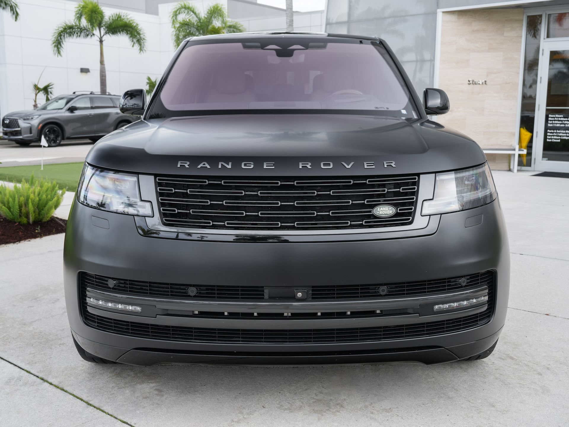 Used 2023 Land Rover Range Rover SE AWD/4WD image 5