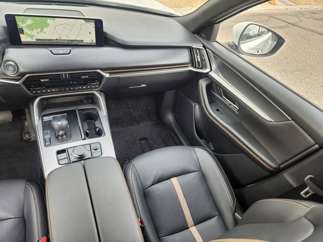 Certified 2025 MAZDA CX-90 3.3 Turbo S w/ Premium Package image 17