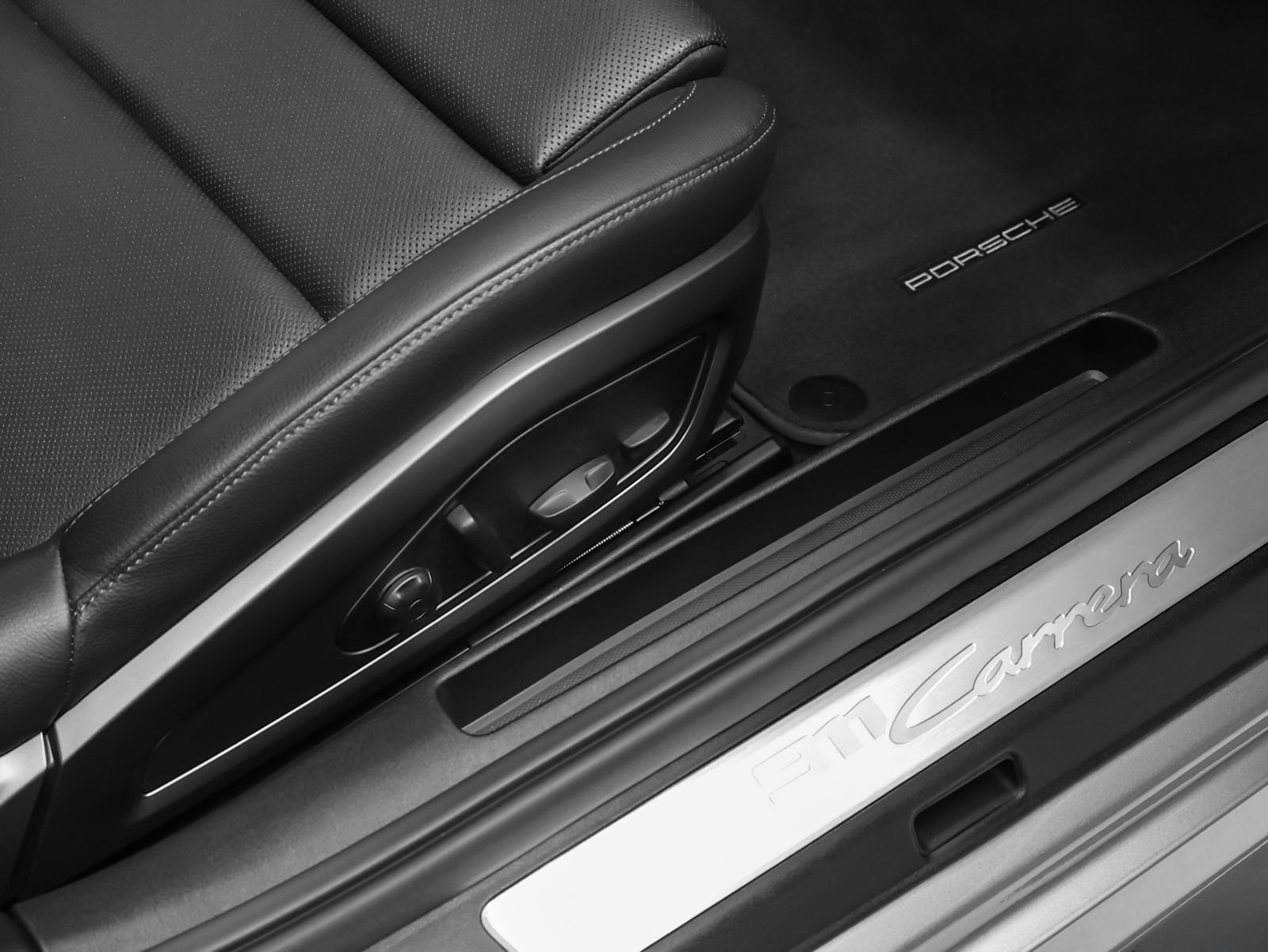 Certified 2020 Porsche 911 Carrera RWD image 24