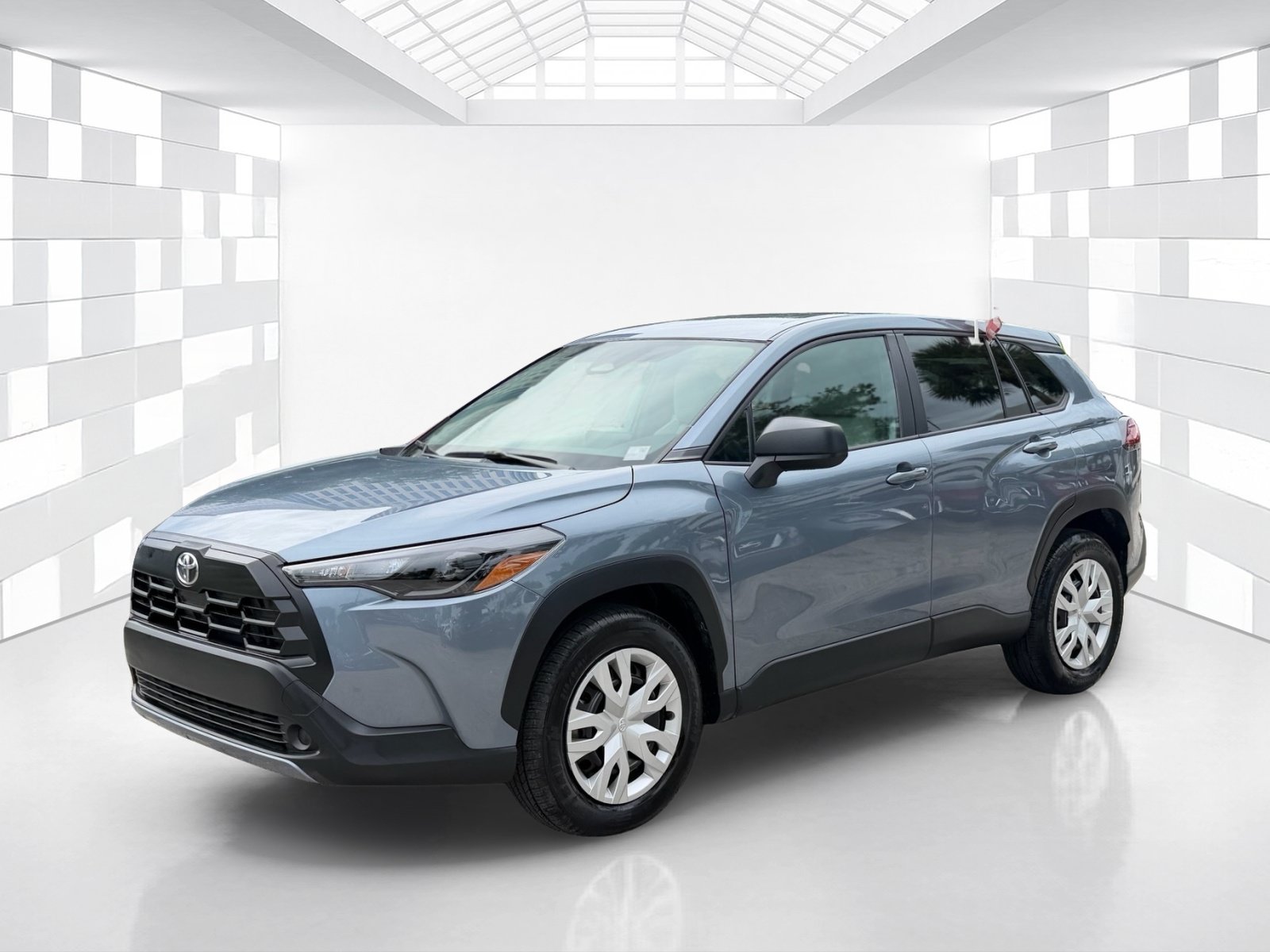 Used 2026 Toyota Corolla Cross L FWD image 3