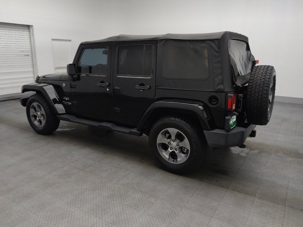 Used 2018 Jeep Wrangler Unlimited Sahara image 3