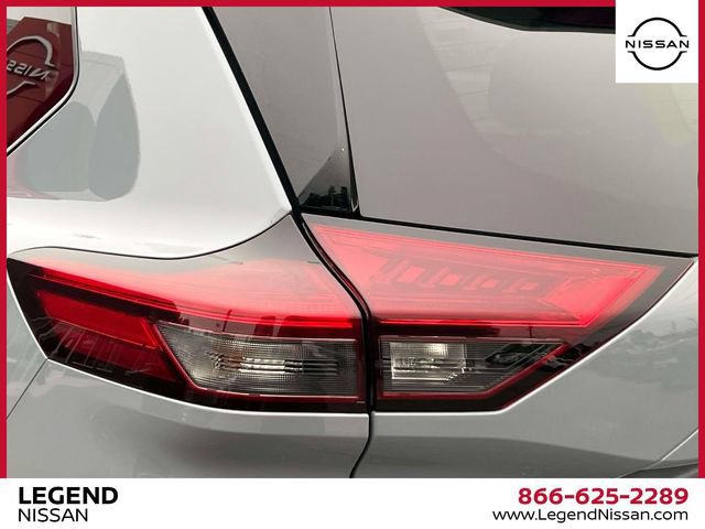 Certified 2023 Nissan Rogue SL AWD/4WD image 11