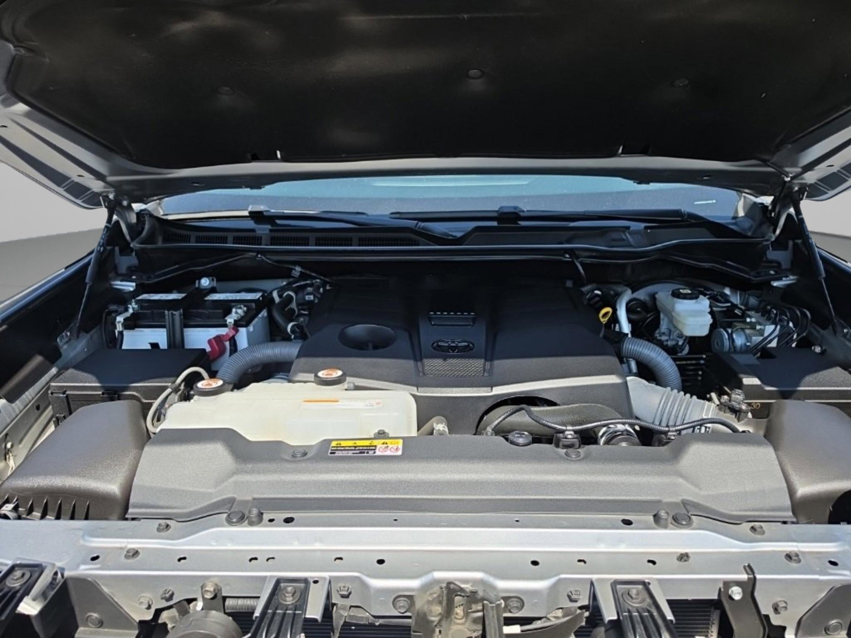 Used 2024 Toyota Tundra Limited image 10