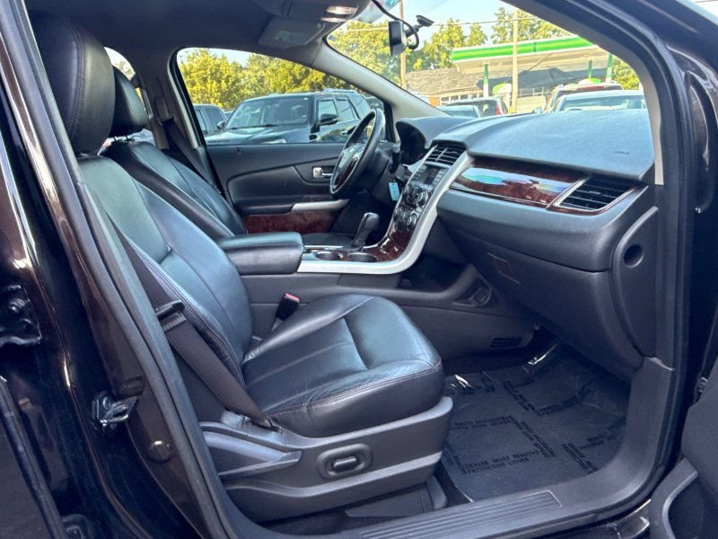 Used 2013 Ford Edge SEL AWD/4WD image 17