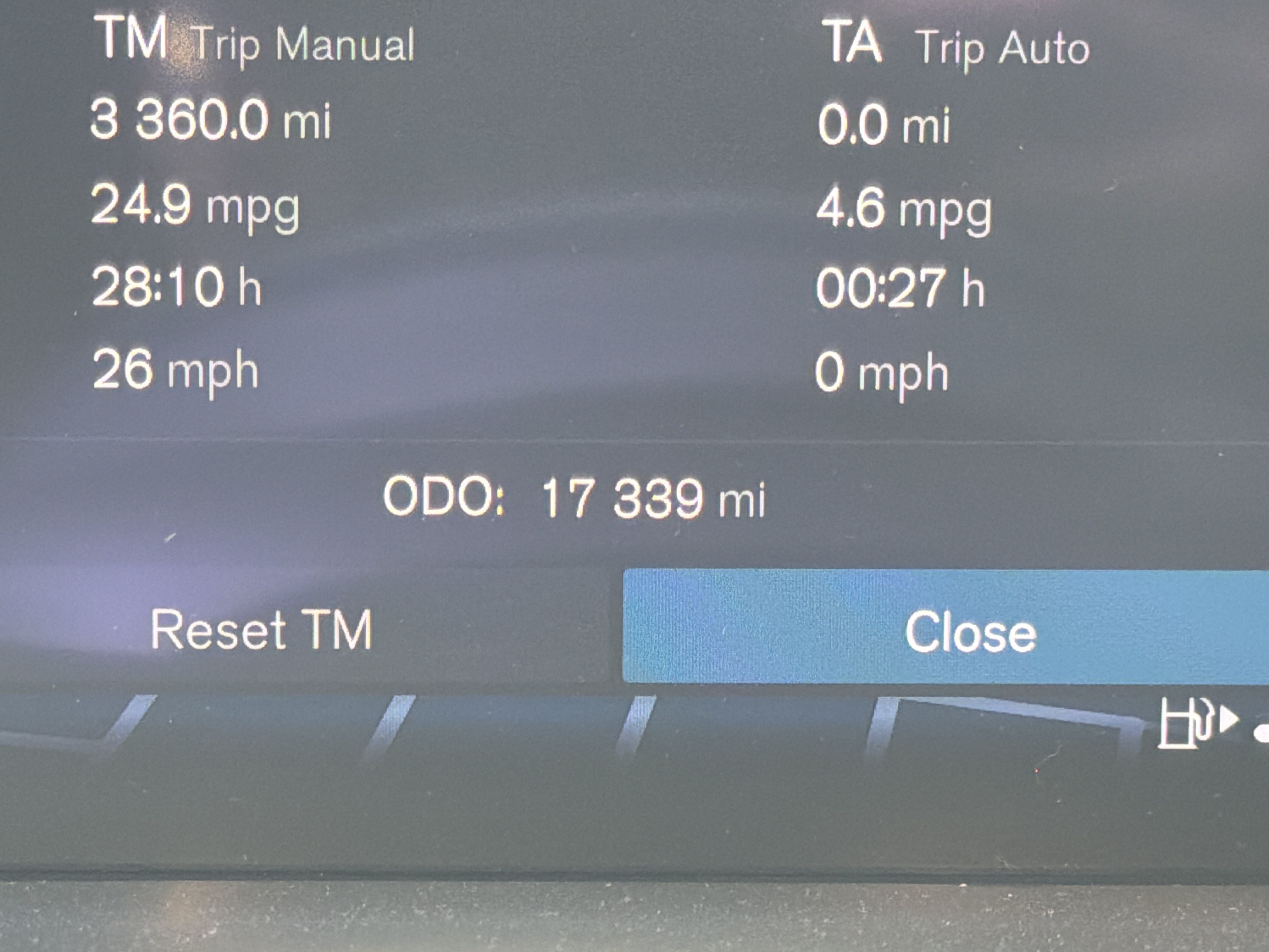 Certified 2026 Volvo XC60 B5 Plus AWD/4WD image 22