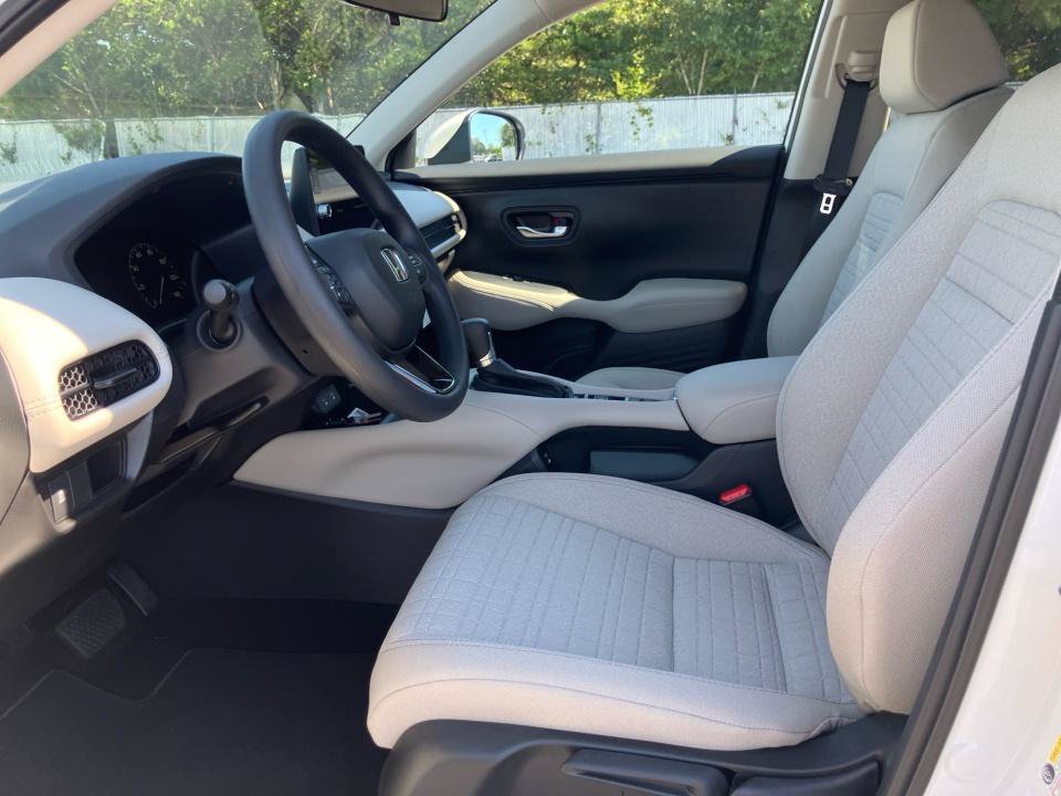 New 2027 Honda HR-V LX image 30