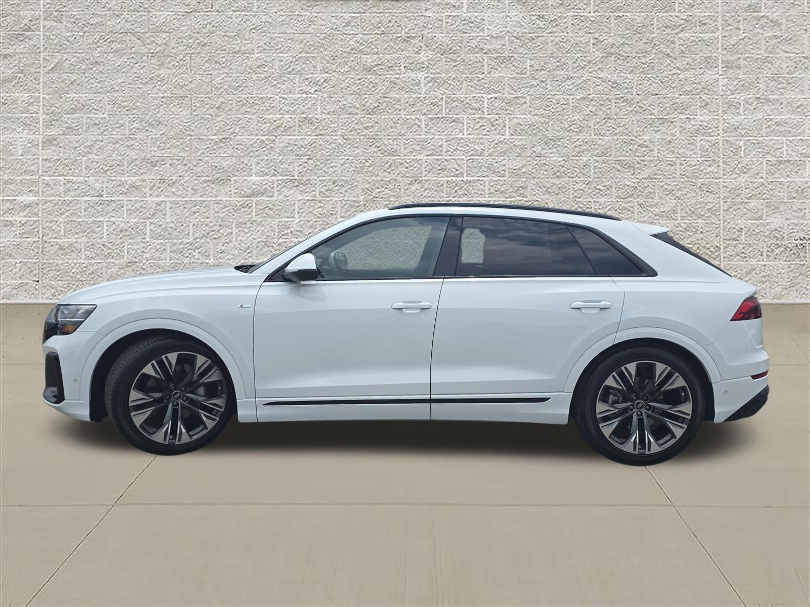 New 2026 Audi Q8 Premium Plus AWD/4WD image 4