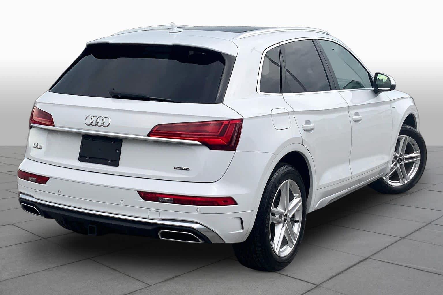 Used 2021 Audi Q5 e Premium Plus w/ Premium Plus Package AWD/4WD image 13