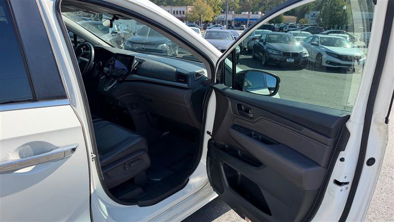 Used 2018 Honda Odyssey Touring image 34