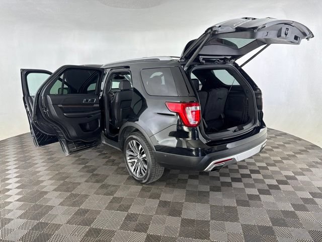 Used 2017 Ford Explorer Platinum AWD/4WD image 18