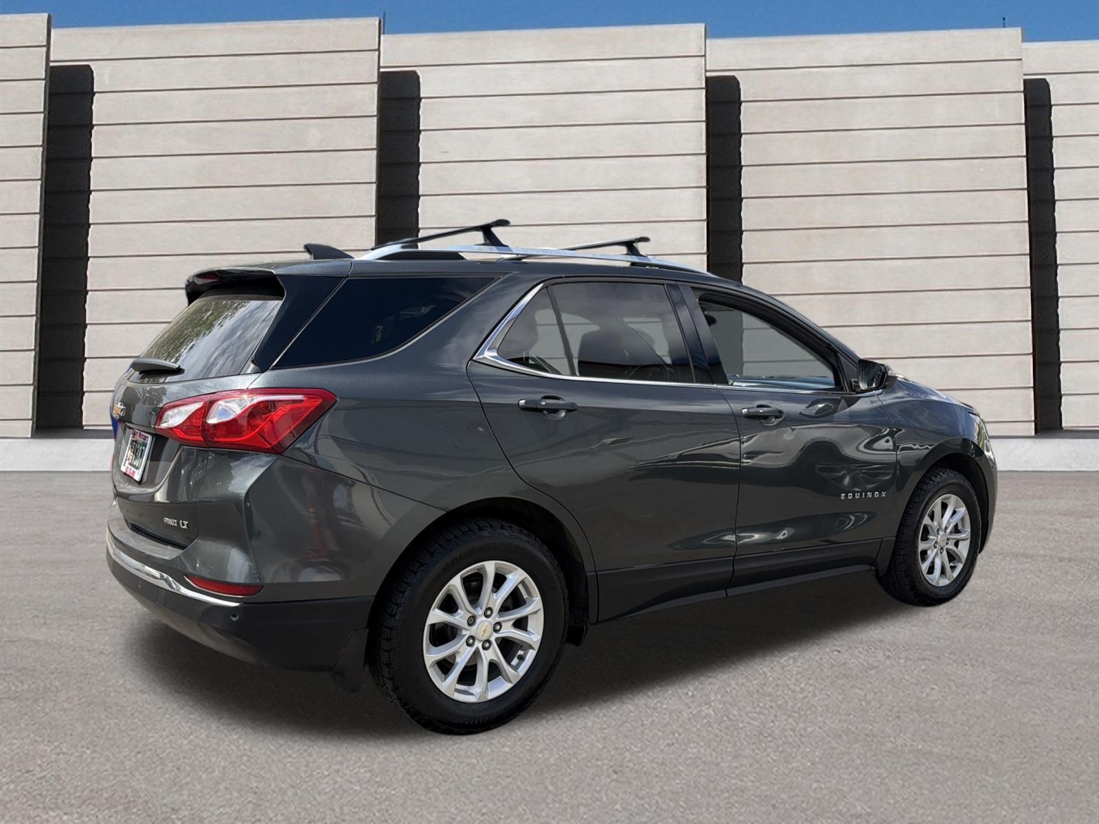 Used 2019 Chevrolet Equinox LT w/ Sun & Navigation Package AWD/4WD image 5