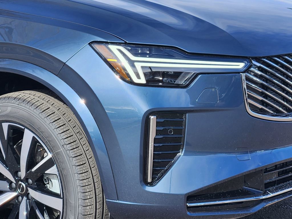 New 2026 Volvo XC90 B6 Core image 28