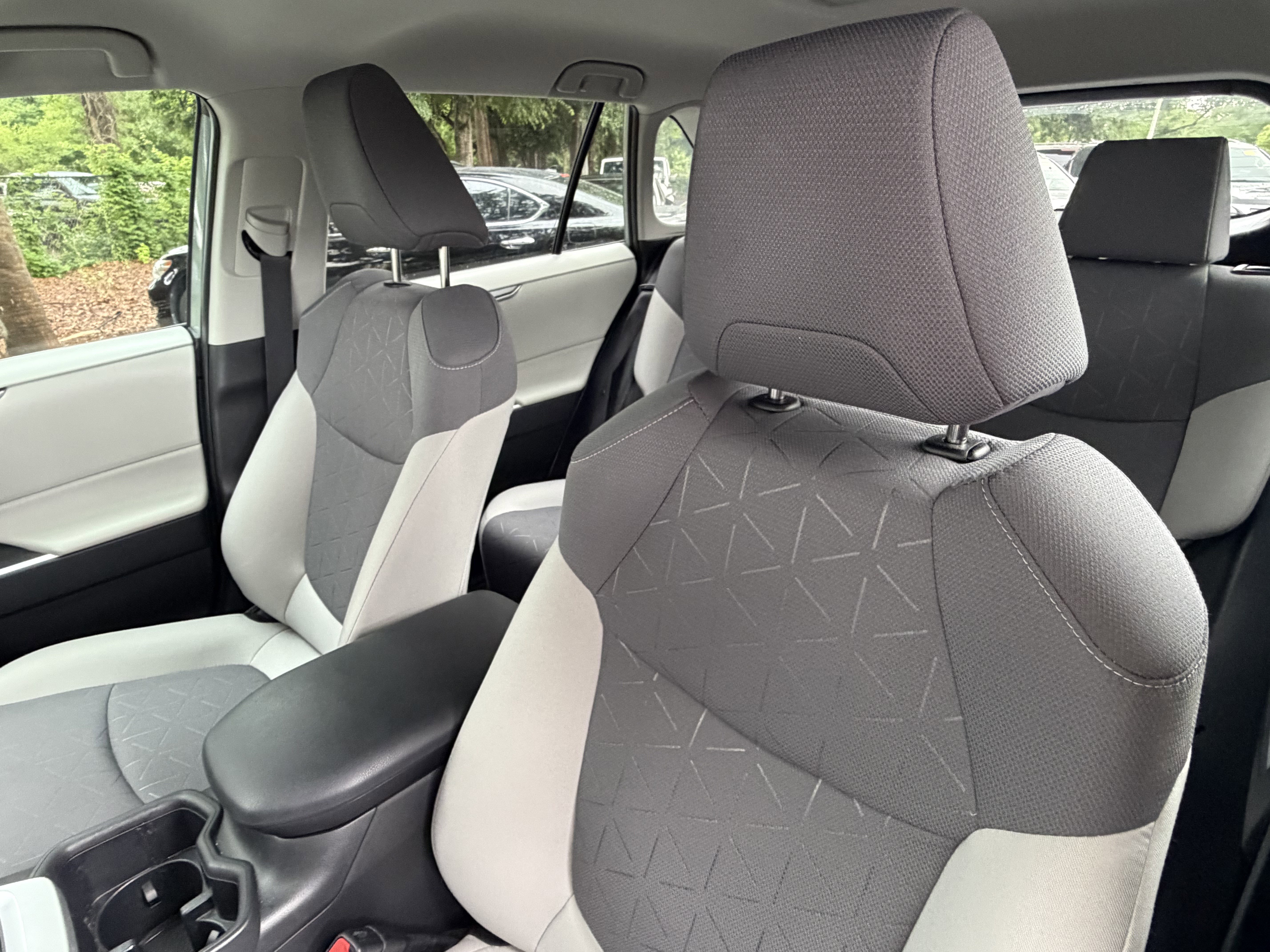 Used 2023 Toyota RAV4 XLE FWD image 18
