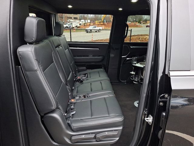 New 2025 Cadillac Escalade Luxury image 8