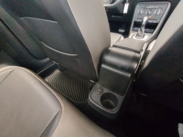 Used 2015 Volkswagen Beetle 1.8T image 47