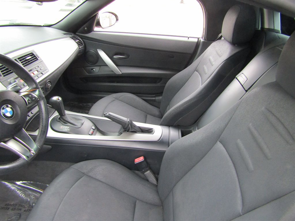 Used 2007 BMW Z4 3.0i image 7