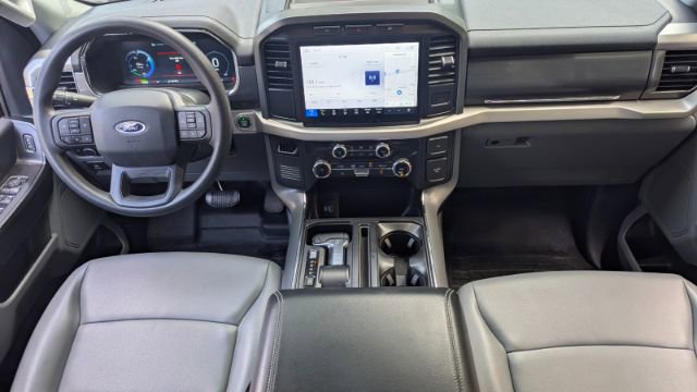 Used 2022 Ford F150 Lightning Pro image 22
