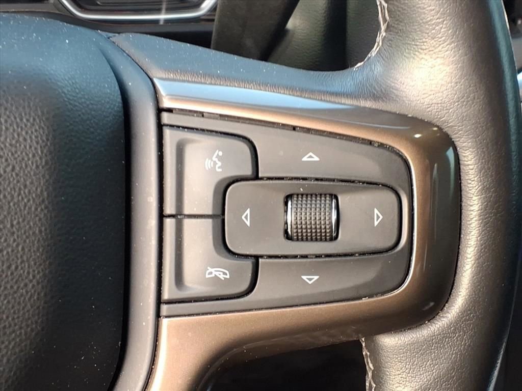 Used 2022 Chevrolet Silverado 2500 High Country w/ Z71 Off-Road Package image 13