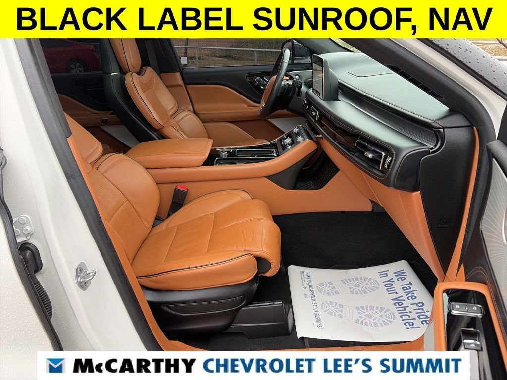 Used 2022 Lincoln Aviator Black Label w/ Dynamic Handling Package image 30